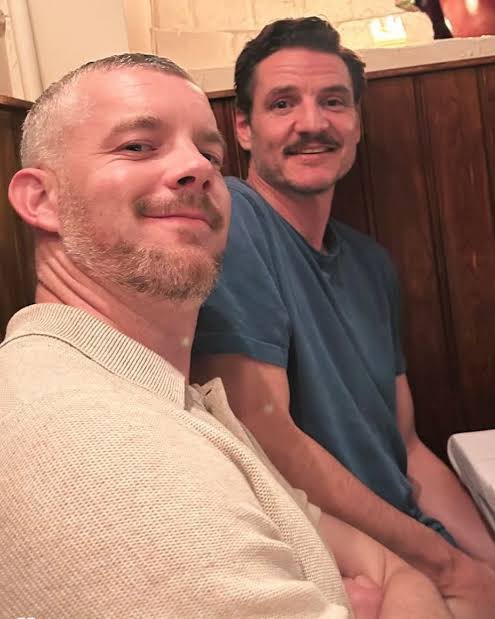 Male Central tweet media