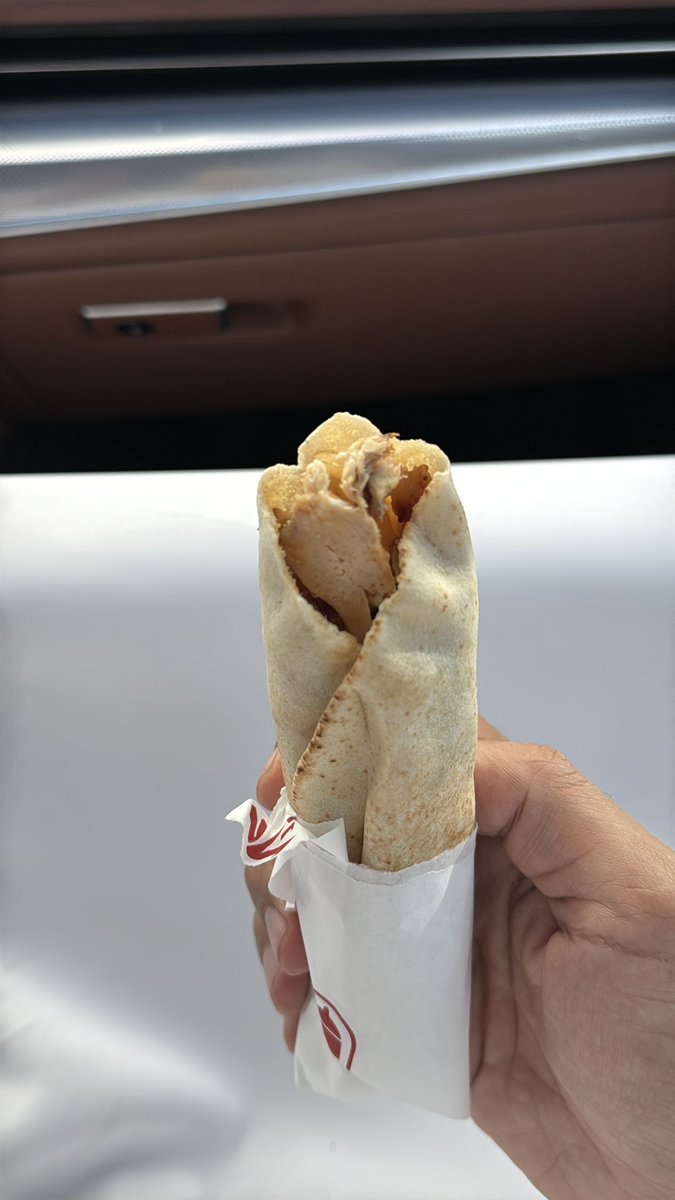 AkooL 🍔 اكول tweet media