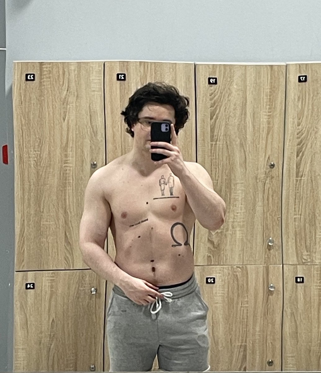 ион п. tweet media