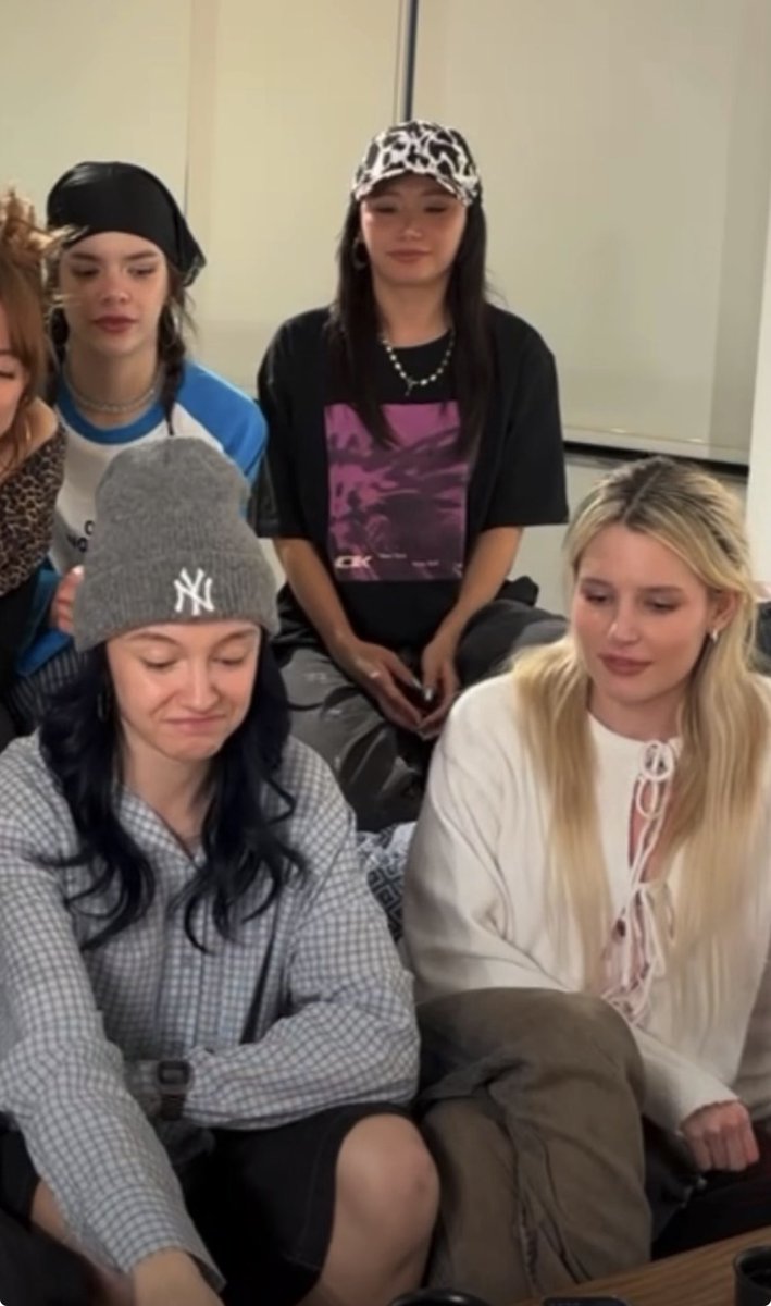 Aley🇫🇷 tweet media