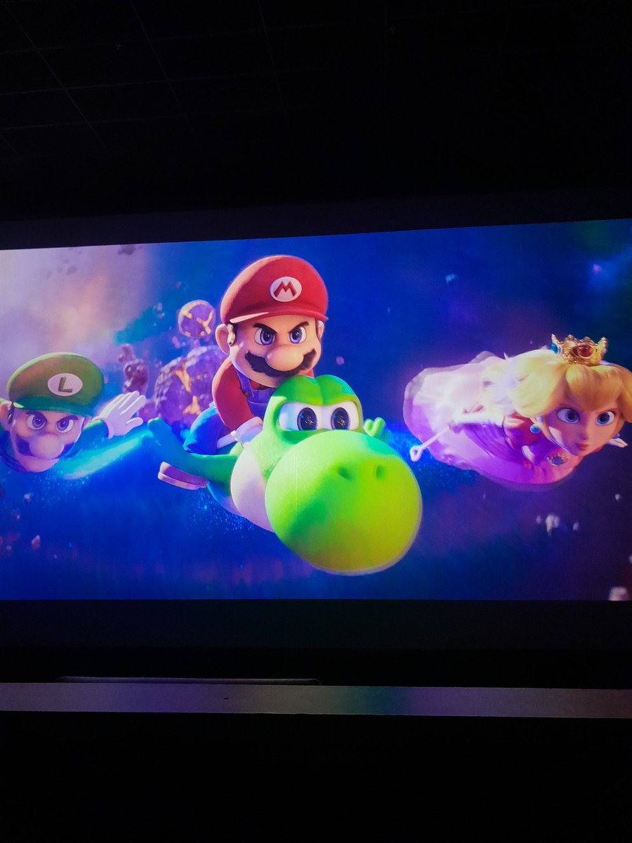 Achei Super Mario Galaxy um saco. Tinham a oportunidade de consertar o erro do primeiro que era ter referência de mais e história de menos, mas continua a mesma coisa.  Enfim, vai fazer bilhão de todo modo e acho que pro estúdio isso que importa. 4/10 pra esse filme chato