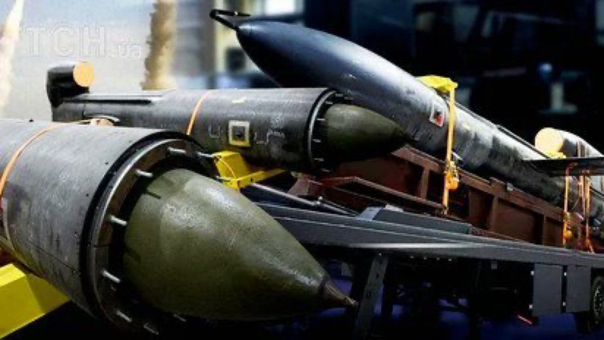 распад и неуважение tweet media