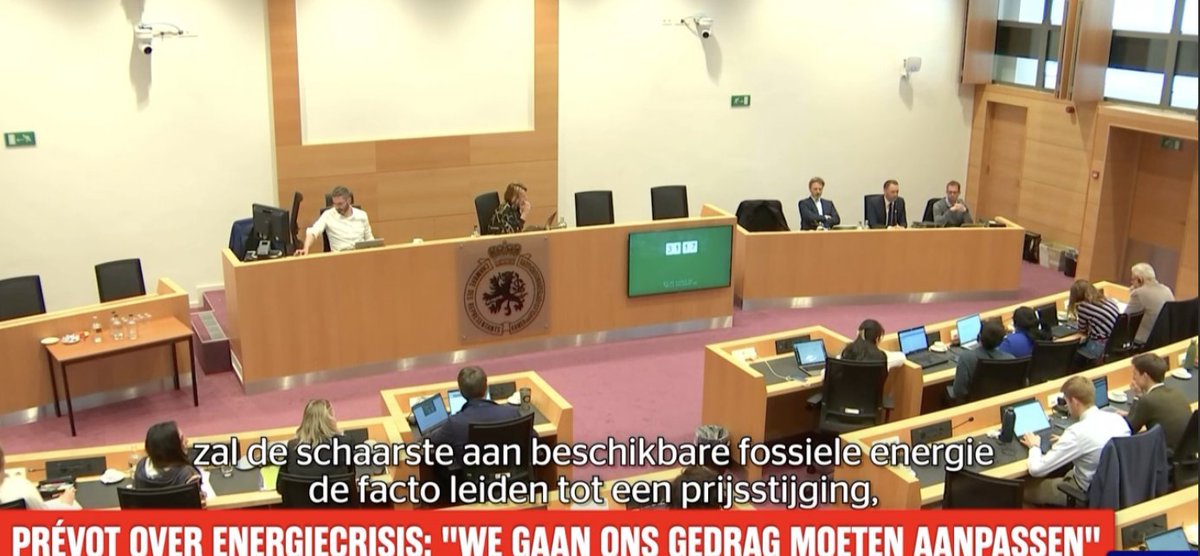 chauffage af , dikke jas aan daar in Wetstraat 16 , alle dikke BMW's , Mercedes en inleveren , gedaan met de Boerkraieners te pamperen met miljarden , en zo voort en zo verder
<a href="/tscheldt/">tScheldt</a> 
<a href="/Barbara_Pas/">Barbara Pas</a>