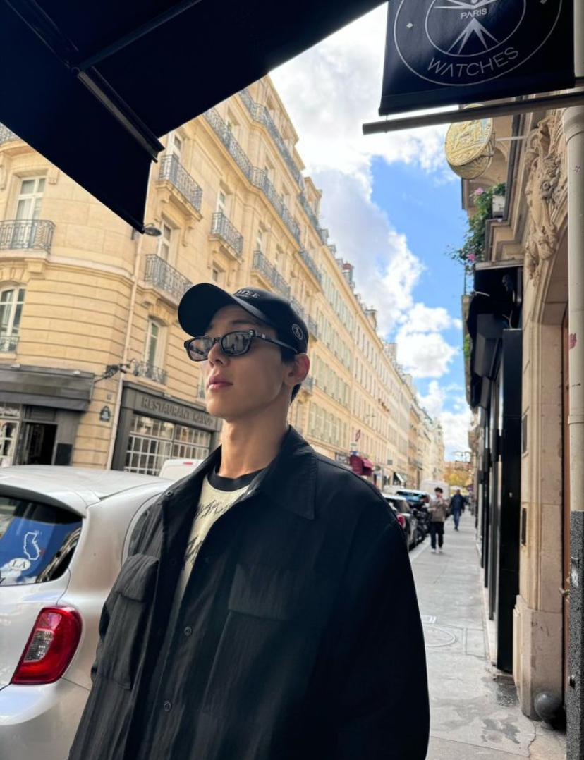 selfolssi ♤ tweet media