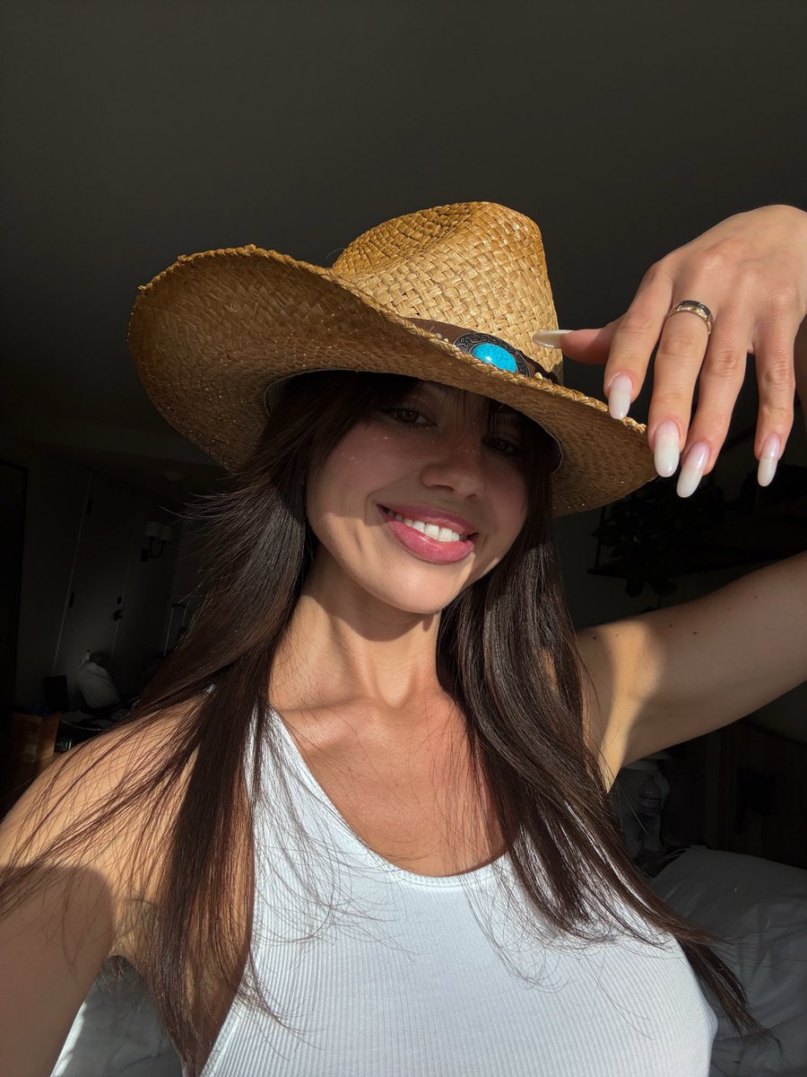 JonesArte tweet media