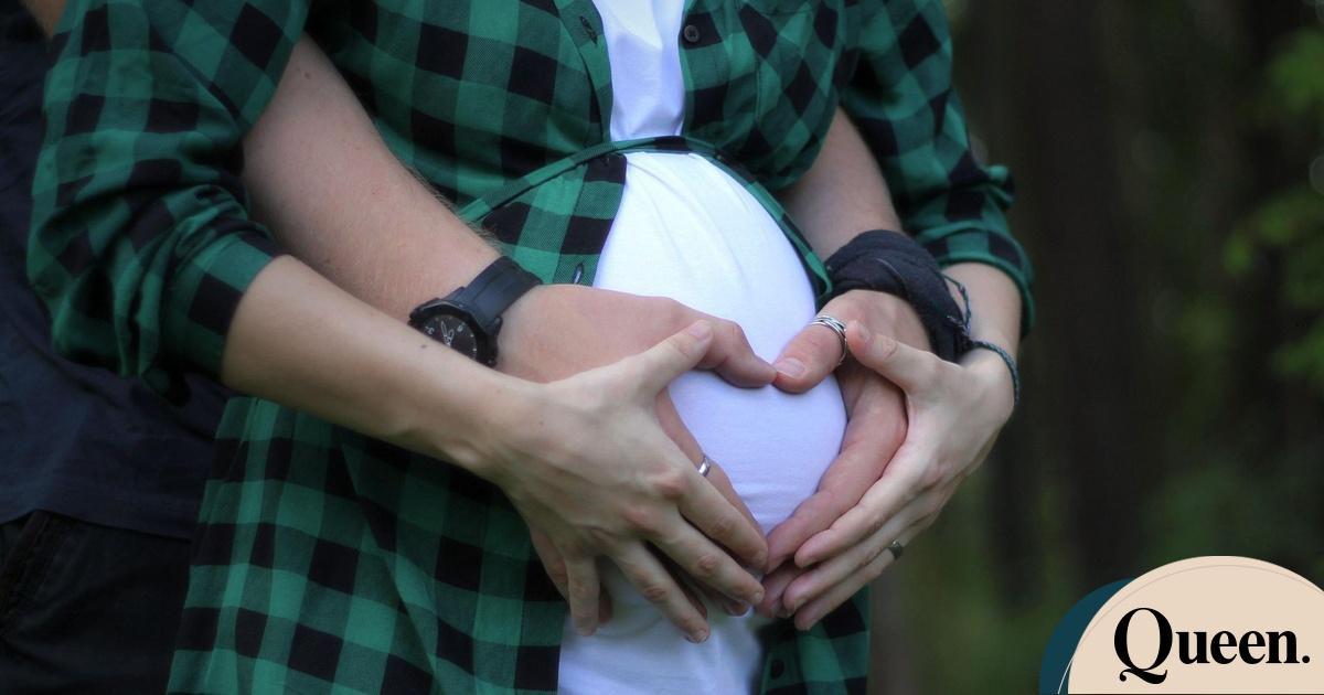 Queen.gr tweet media