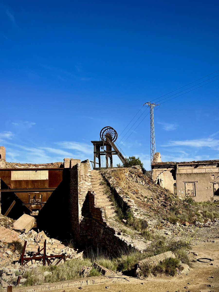 Lord Yisus🍂💜 tweet media