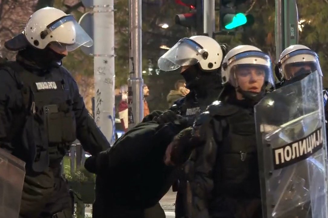 vestoholik tweet media