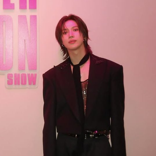 ellie RTHP tweet media