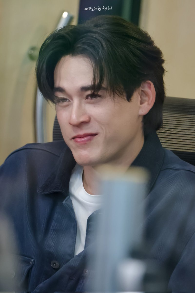 แวมพ์ tweet media