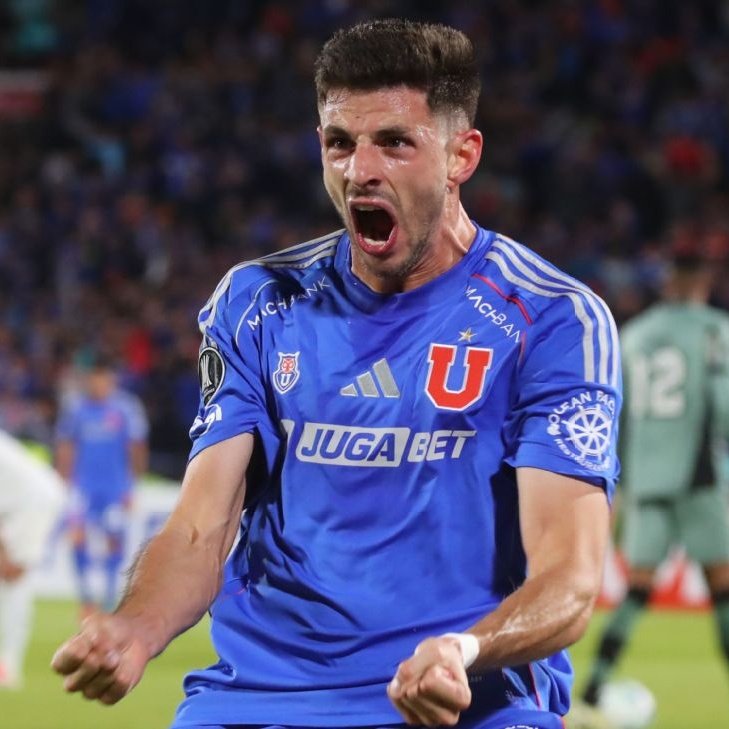 Desiderio.💙❤️ tweet media