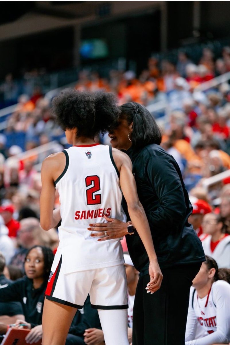 CoachNikNCState's tweet photo. Another Season - Another Story! 🙏🏽❤️🏀 #GoPack https://t.co/49mSbvZBNI