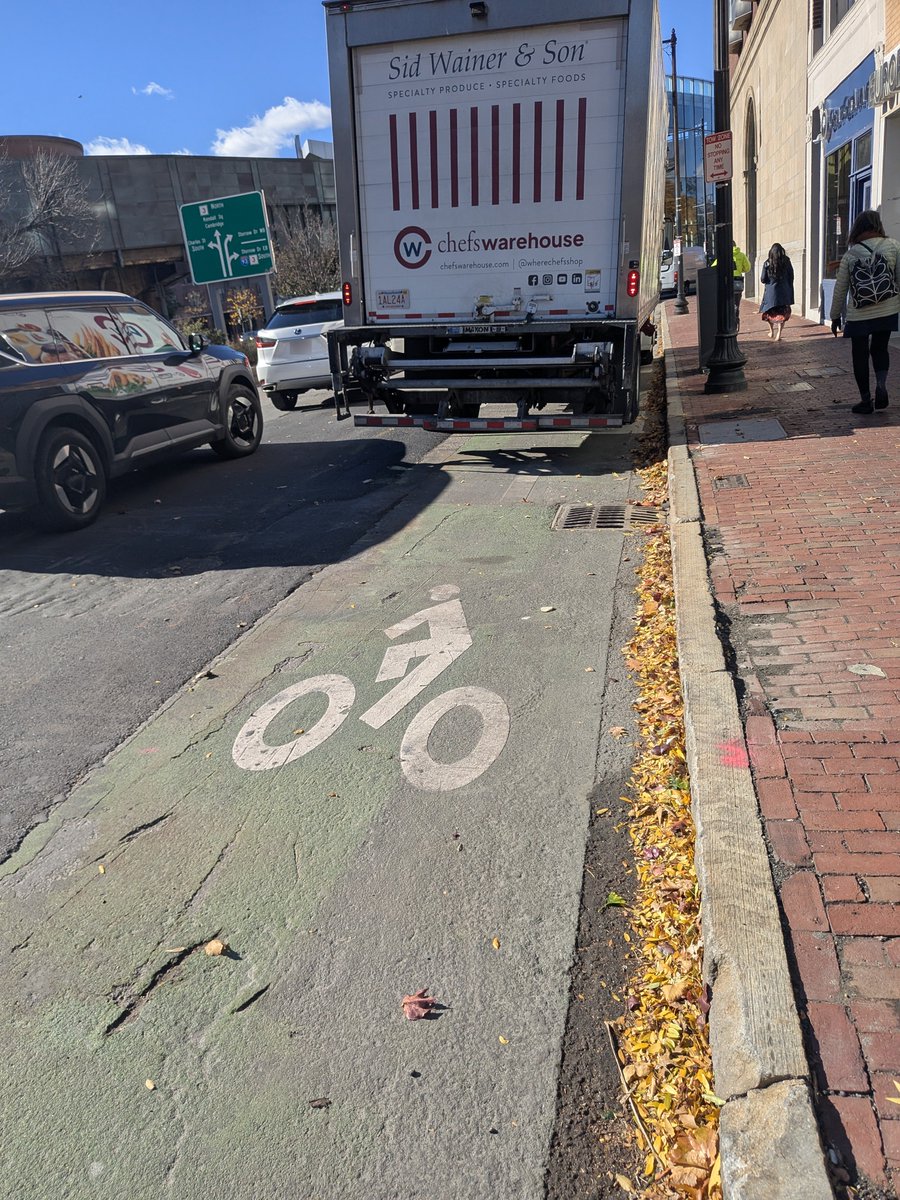 BostonBikeBlockers.bsky.social tweet media