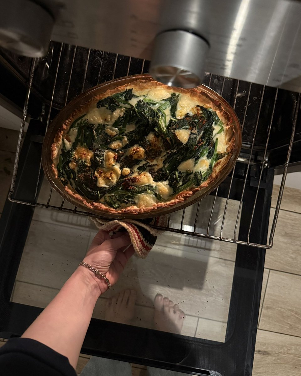 olga mark tweet media