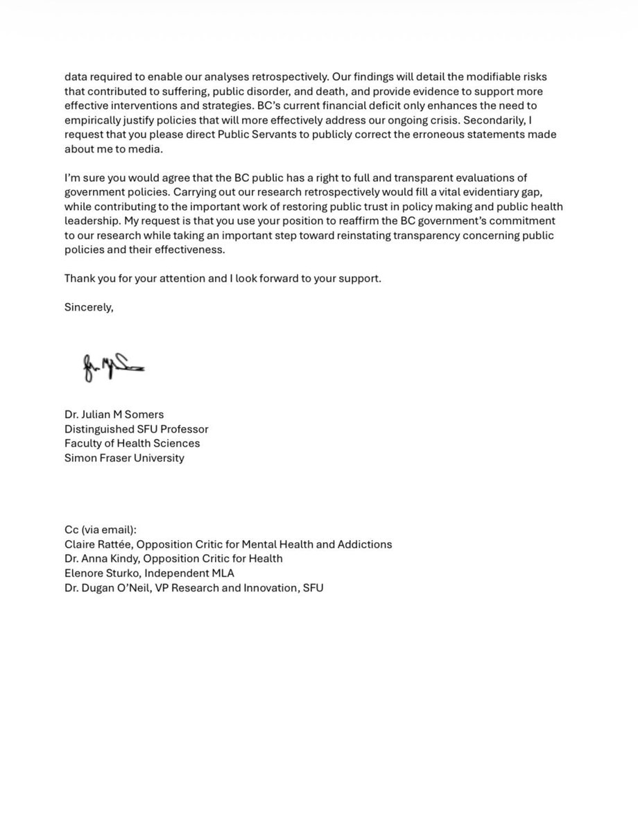 Claire Rattée tweet media