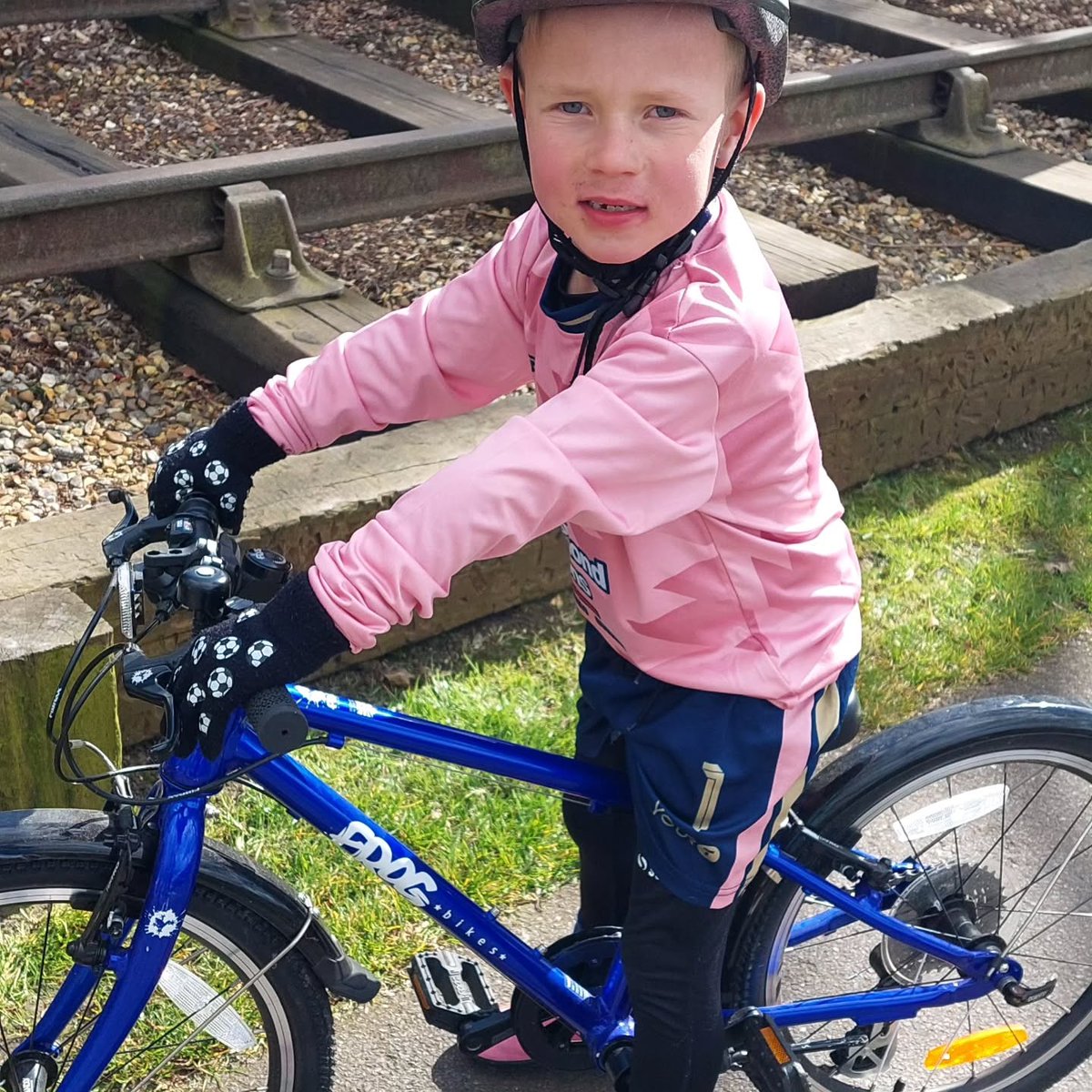 Frog Bikes tweet media