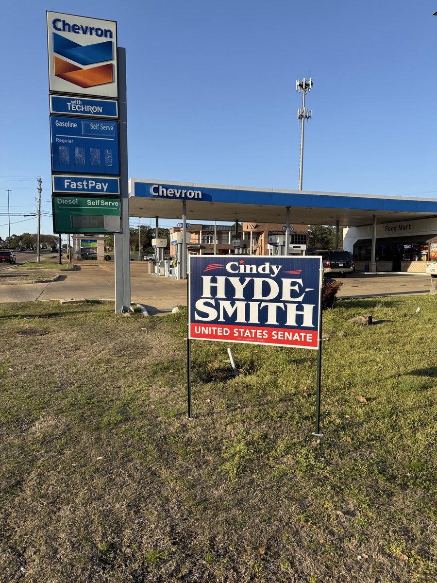 Cindy Hyde-Smith tweet media