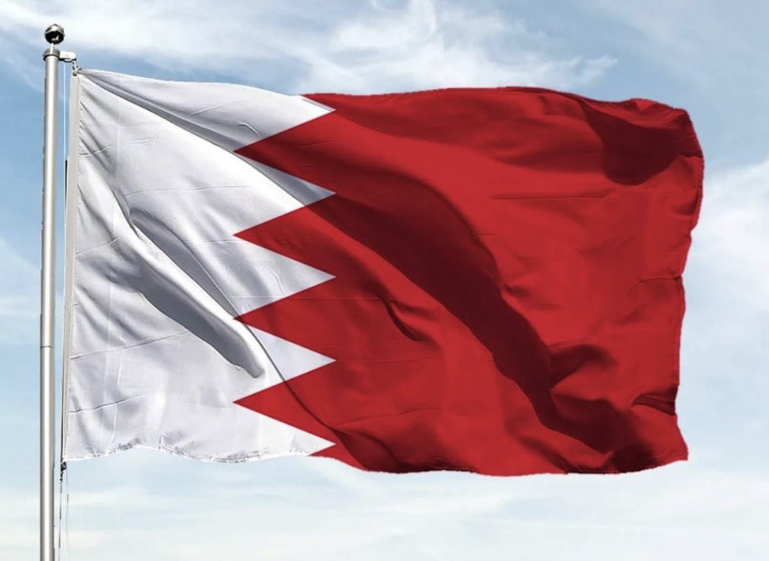 معالي الشيخ راشد آل خليفة وزير الداخلية:
"التضحية من أجل البحرين شريان حياة من الوريد إلى الوريد" ❤️🇧🇭