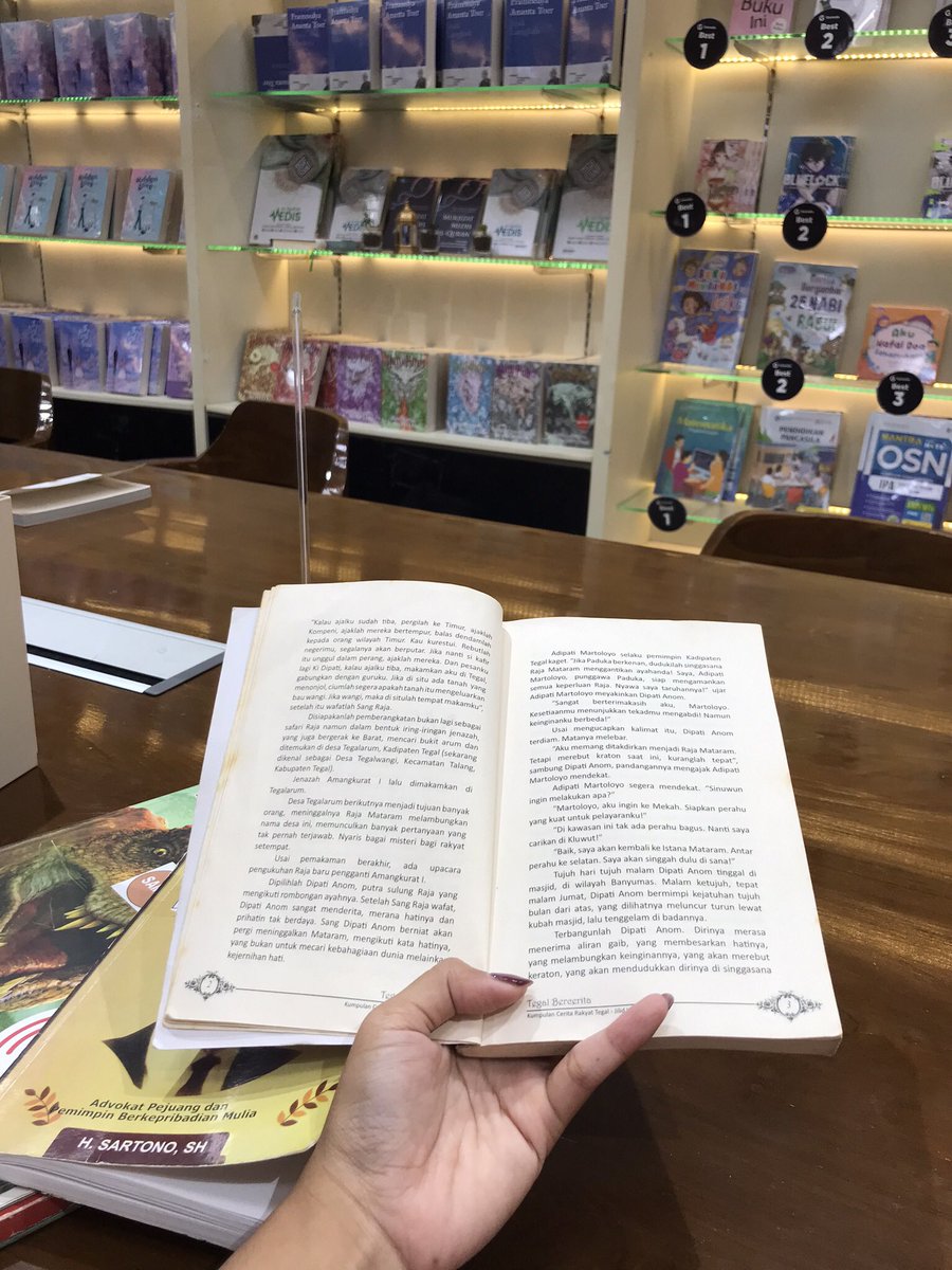 2028 KAYA RAYA tweet media