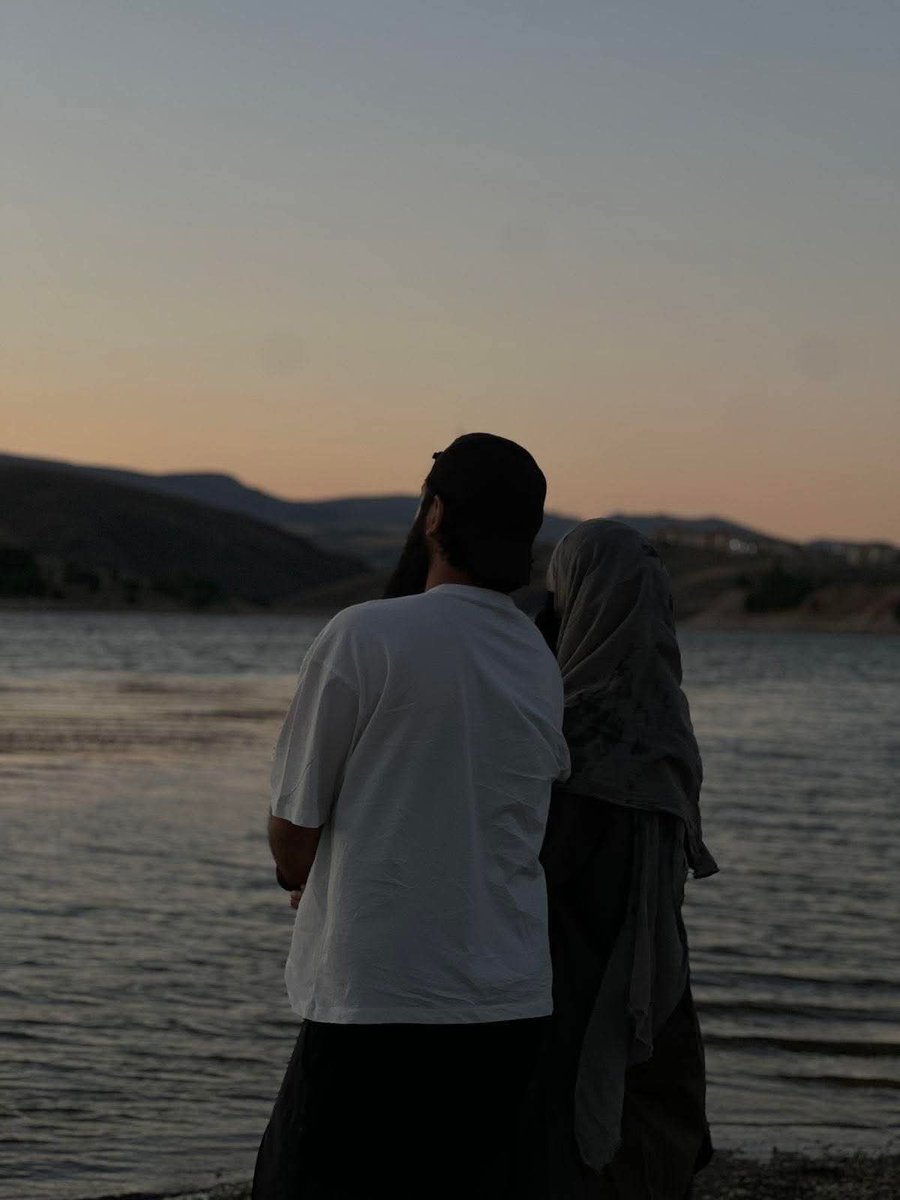 Cheeku🖤 tweet media