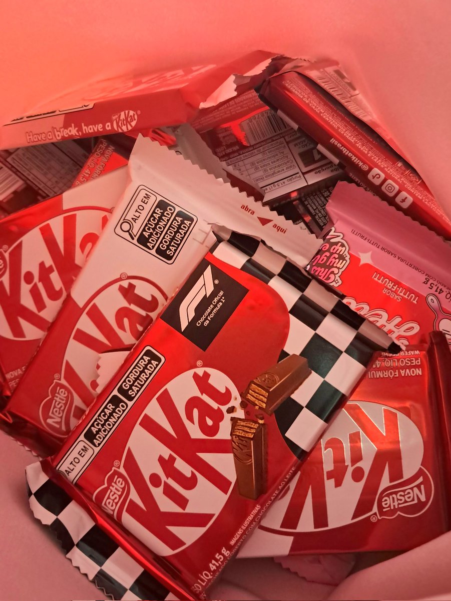 laura 🏁 tweet media