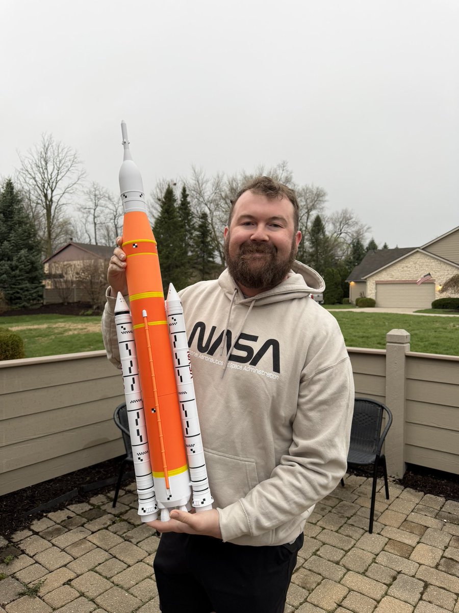 CodyOnTheRoad's tweet photo. Artemis II launch day and I’m fully locked in

Tried to make it to Florida earlier this year… scrubbed and rolled back. Seeing it back on the pad now hits different.

Also went full nerd and 3D printed a 1:100 Artemis rocket… turned into a complete side quest

Watching this like it’s the Super Bowl tonight 👀 #Artemis #ArtemisII #Nasa #3DPrinted