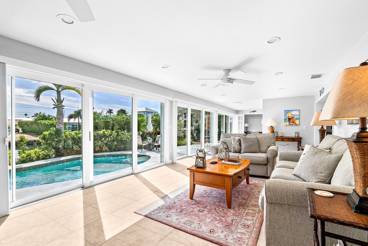 SkyRunVR tweet media