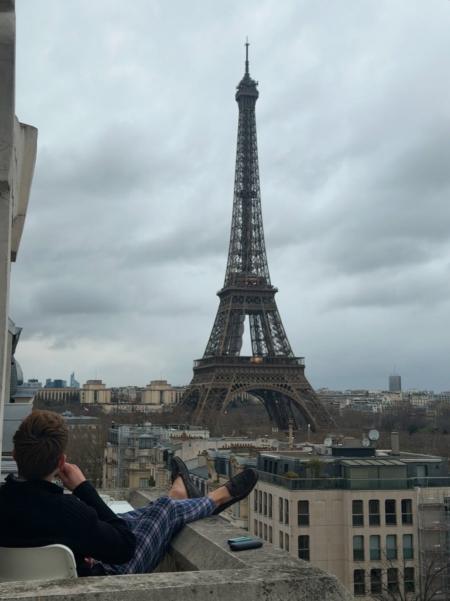 Parisian Aesthetics tweet media