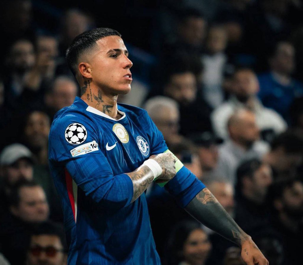 Just Chelsea tweet media