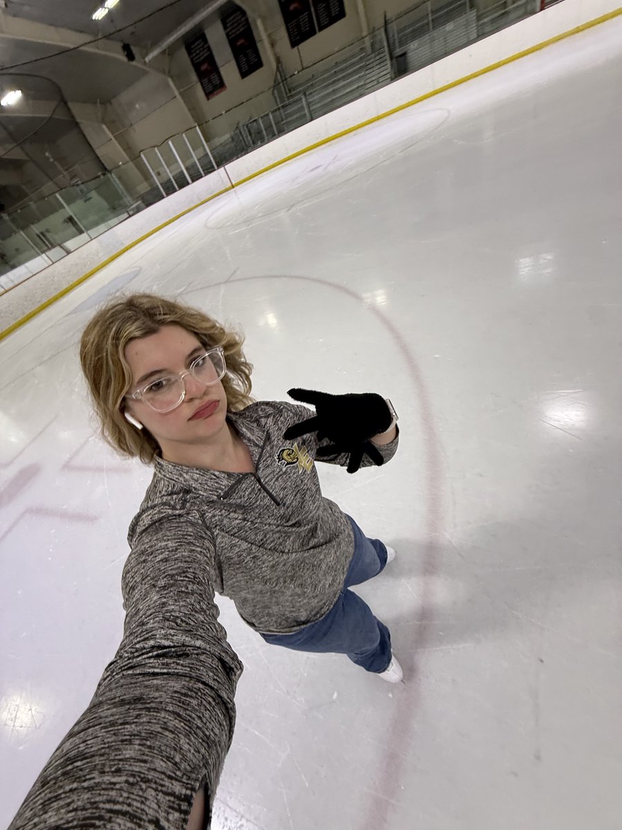 rachel 🦀 tweet media