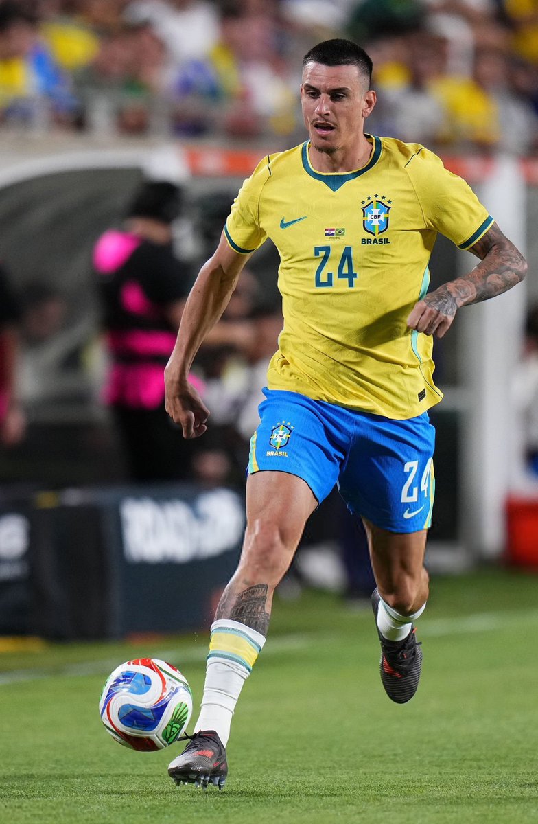 مازن tweet media