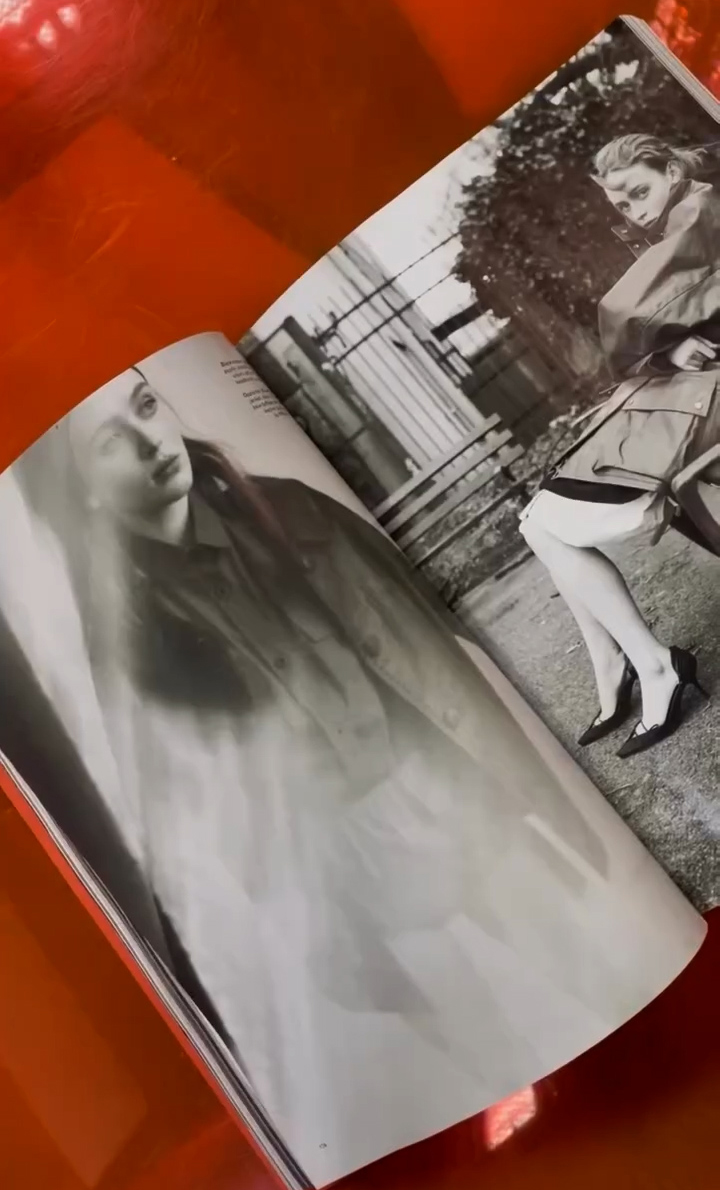 Sadie Sink Korea tweet media