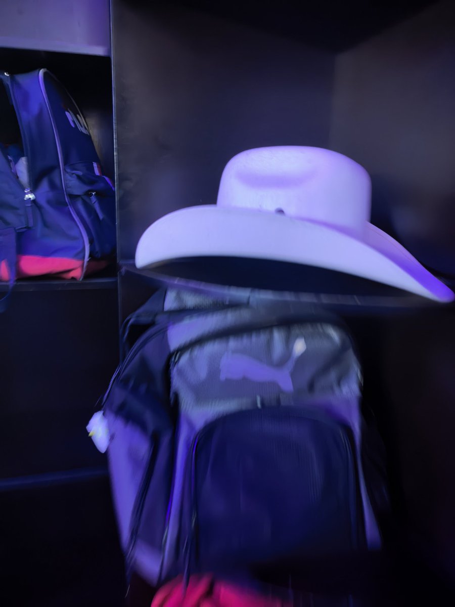 Sangría Señorial tweet media