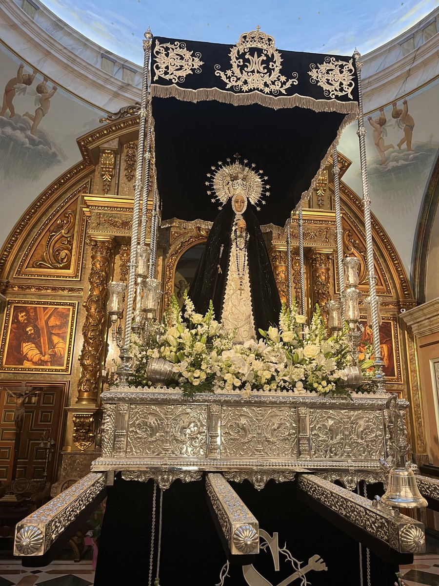 εïз lara εïз🪬 tweet media