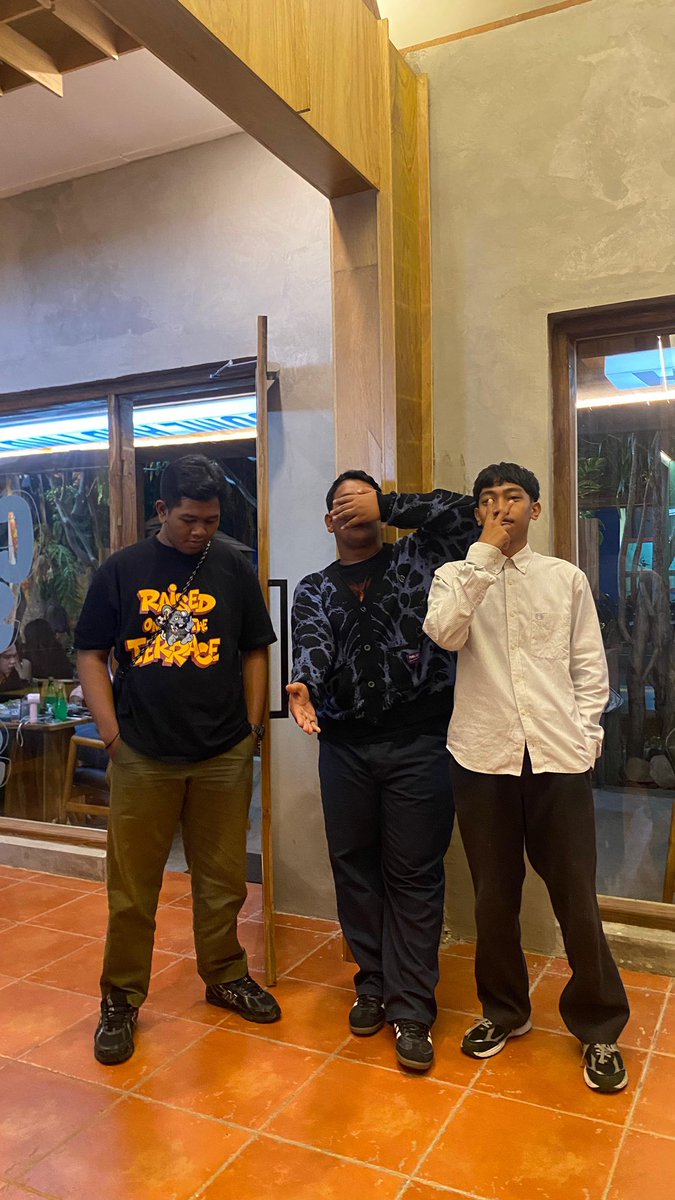 4everyy0uth tweet media