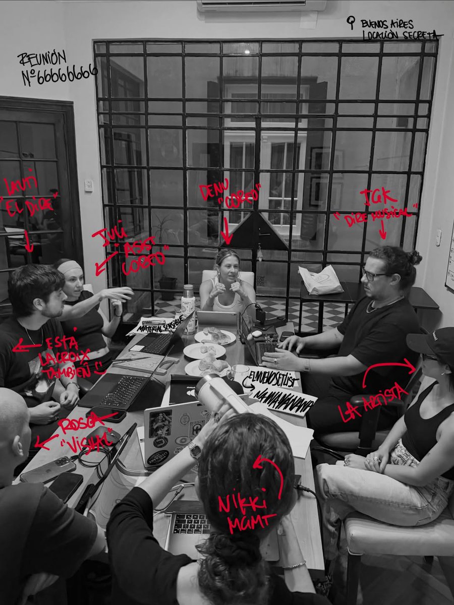 Billboard AR tweet media