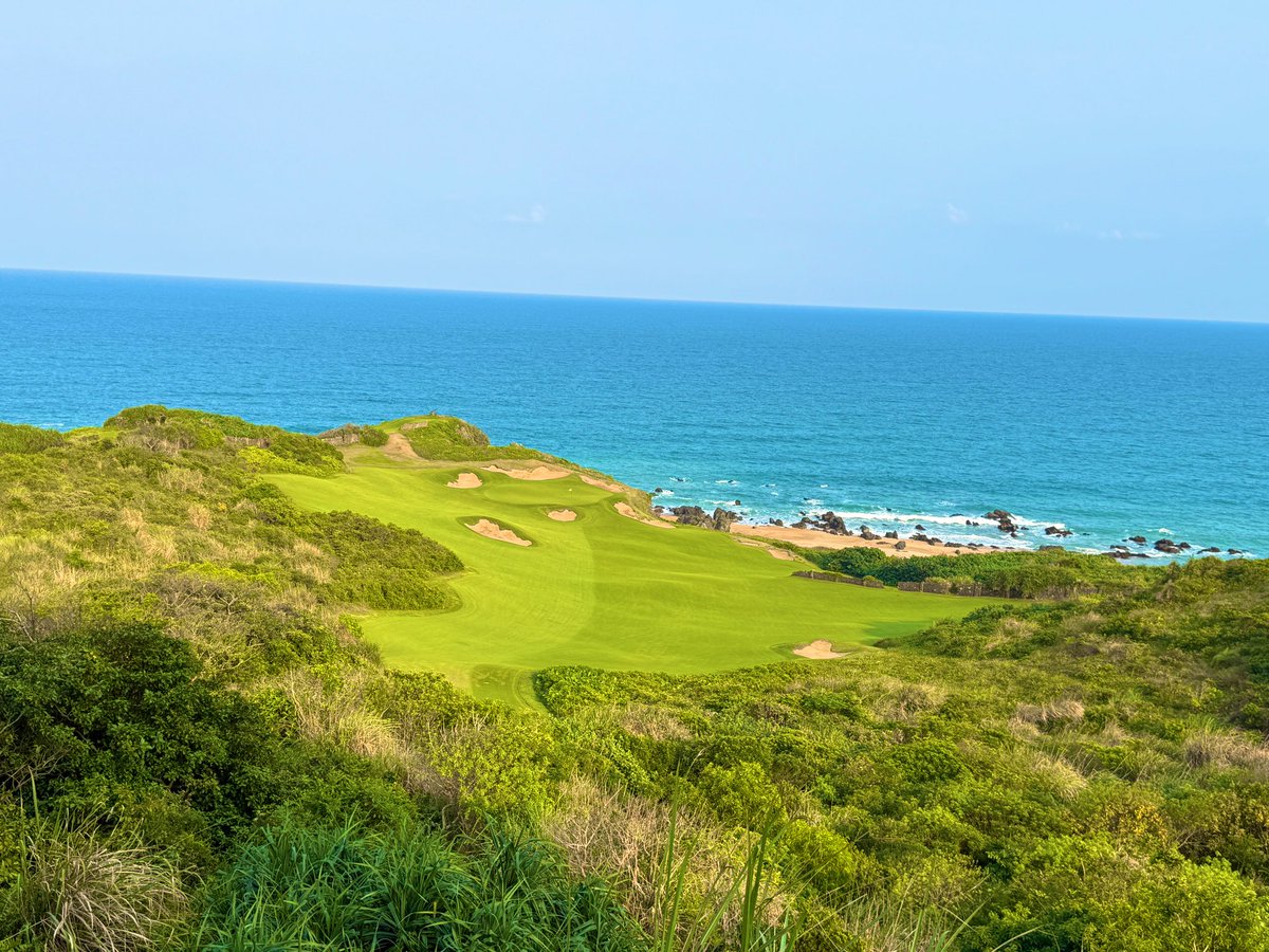 Rick Golfs tweet media