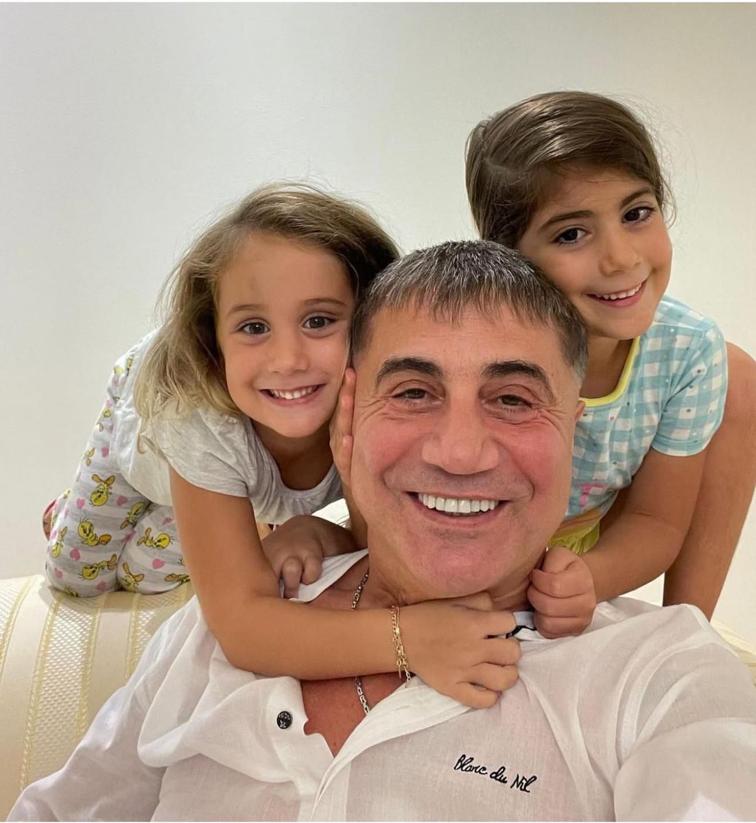 Pusholder tweet media