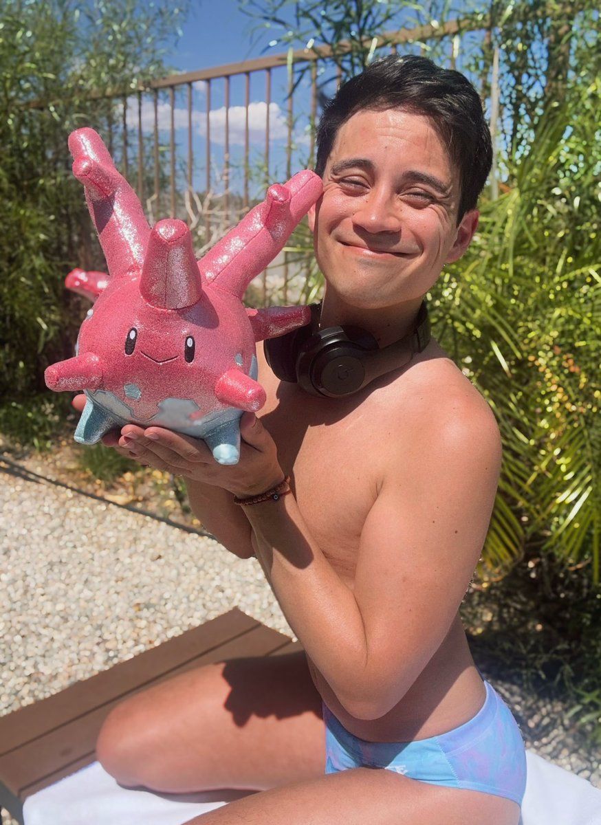 Ollie Dreamer tweet media