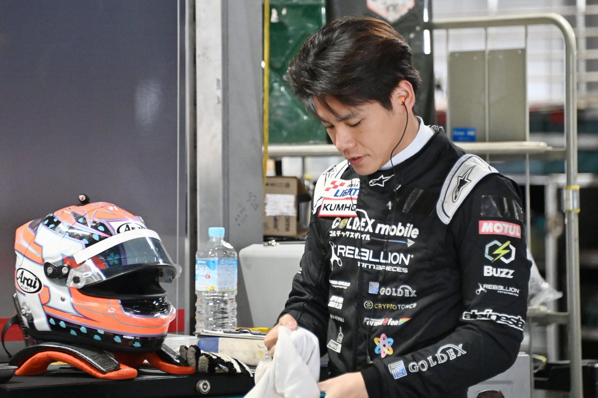 bmaxracing's tweet image. #SFLights Rd.1/2/3 富士スピードウェイ🗻

今シーズンも、SFライツには現役トップドライバーがコーチ、アドバイザーとして帯同しています。
新原光太郎選手↔️大津弘樹選手
佐藤凛太郎選手↔️三宅淳詞選手
Ⓜ️クラス
今田信宏選手↔️佐々木大樹選手
KEN ALEX選手↔️名取鉄平選手