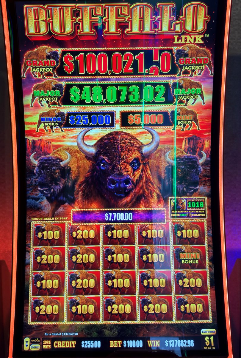 SemCasImmokalee's tweet image. 🎰JACKPOT ALERT 🎰💥This person was NOT fooling around! Congratulations to this player for hitting a TWO jackpots in ONE night of $149,880 and $137,662.98 on Buffalo Link! #moreinparadise #jackpot #slots #seminolecasinoimmokalee #buffalolink