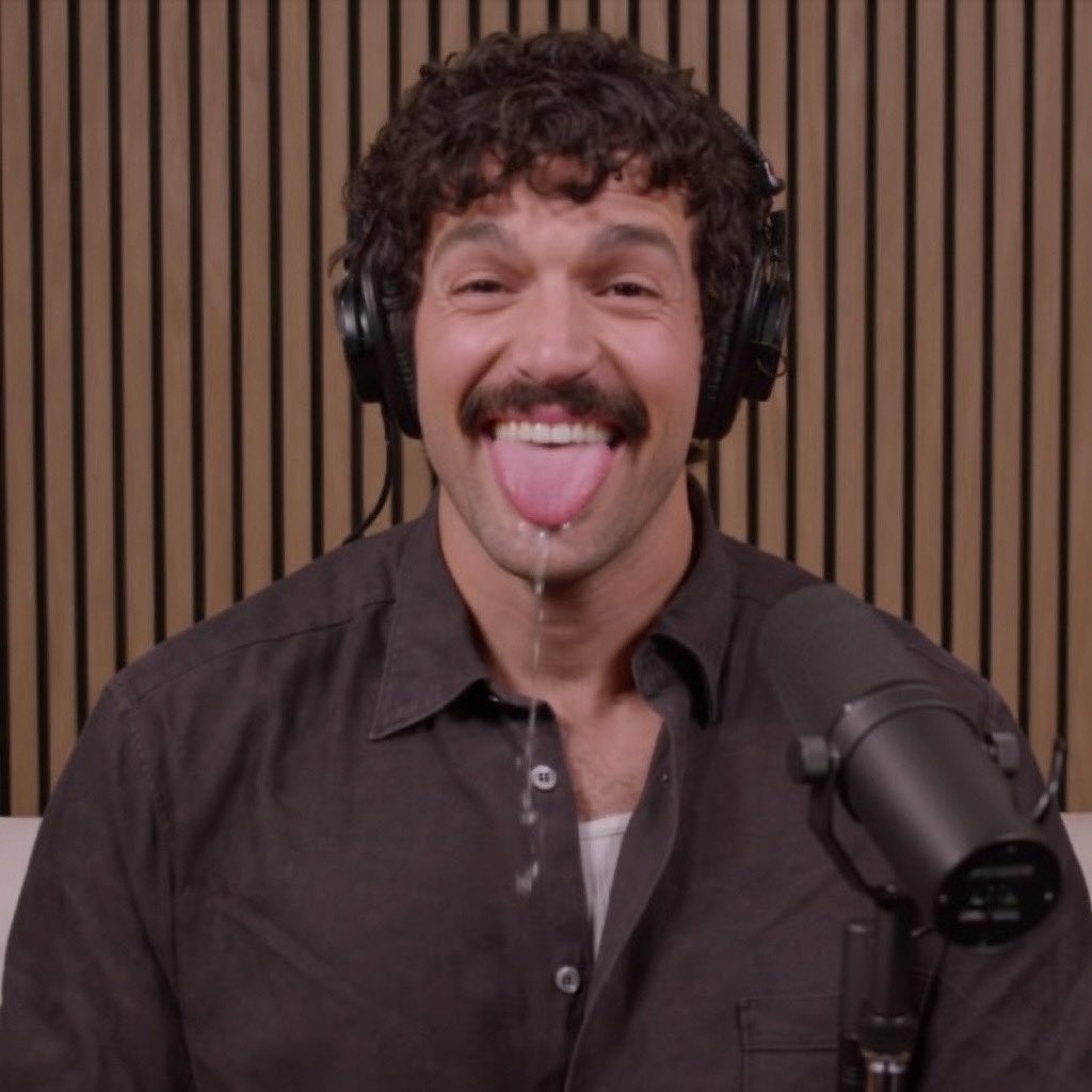 Mega Tit Men tweet media