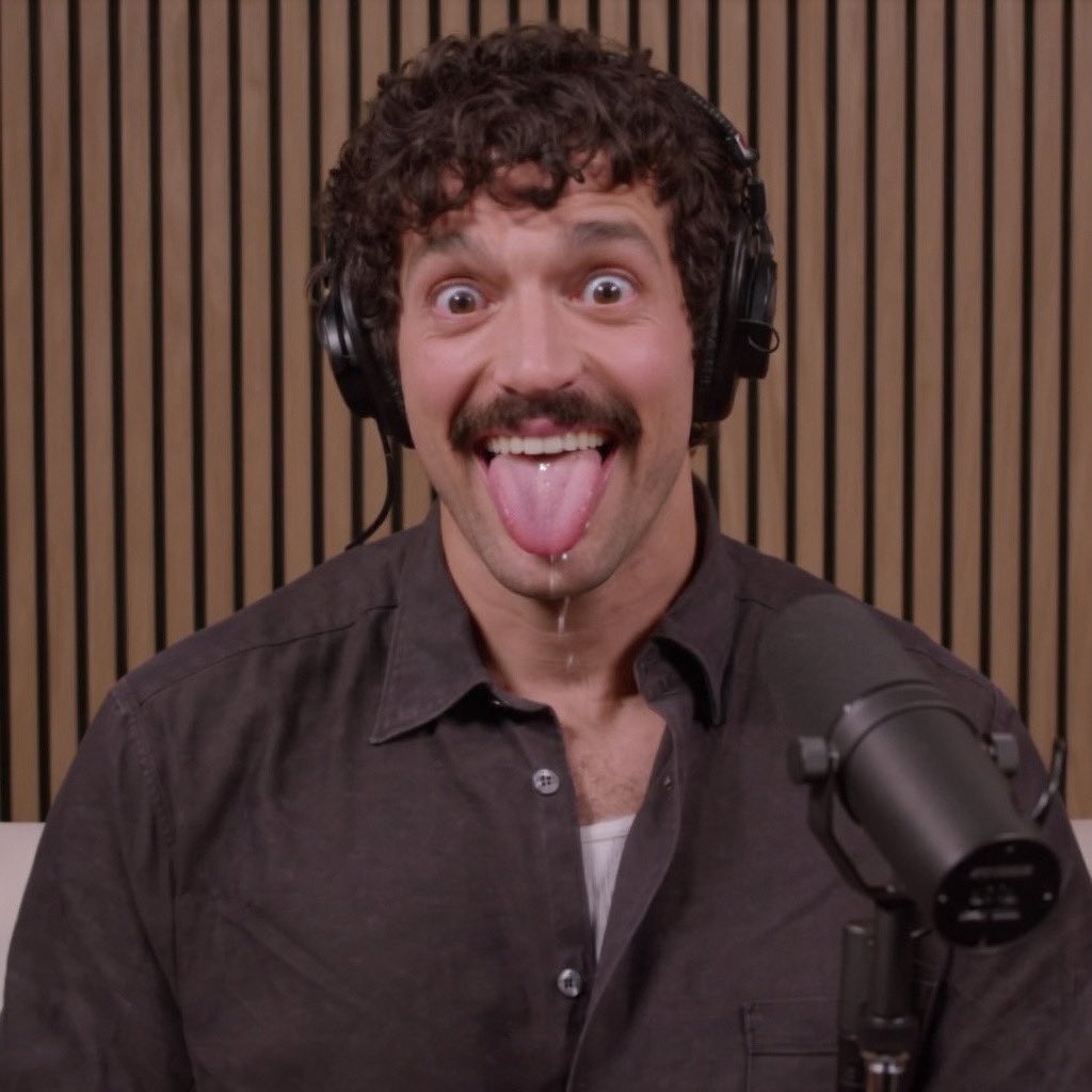 Mega Tit Men tweet media