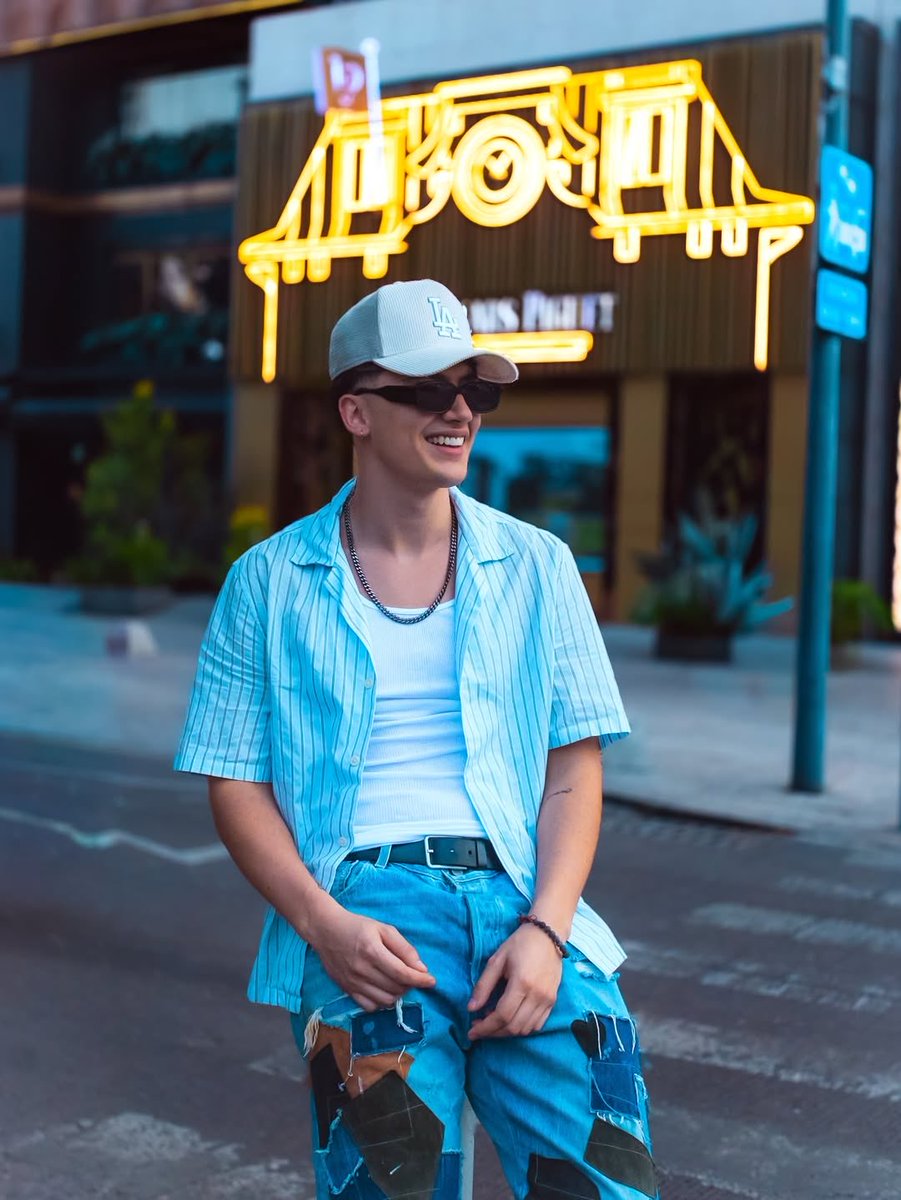 rory ͙͘͡★ tweet media