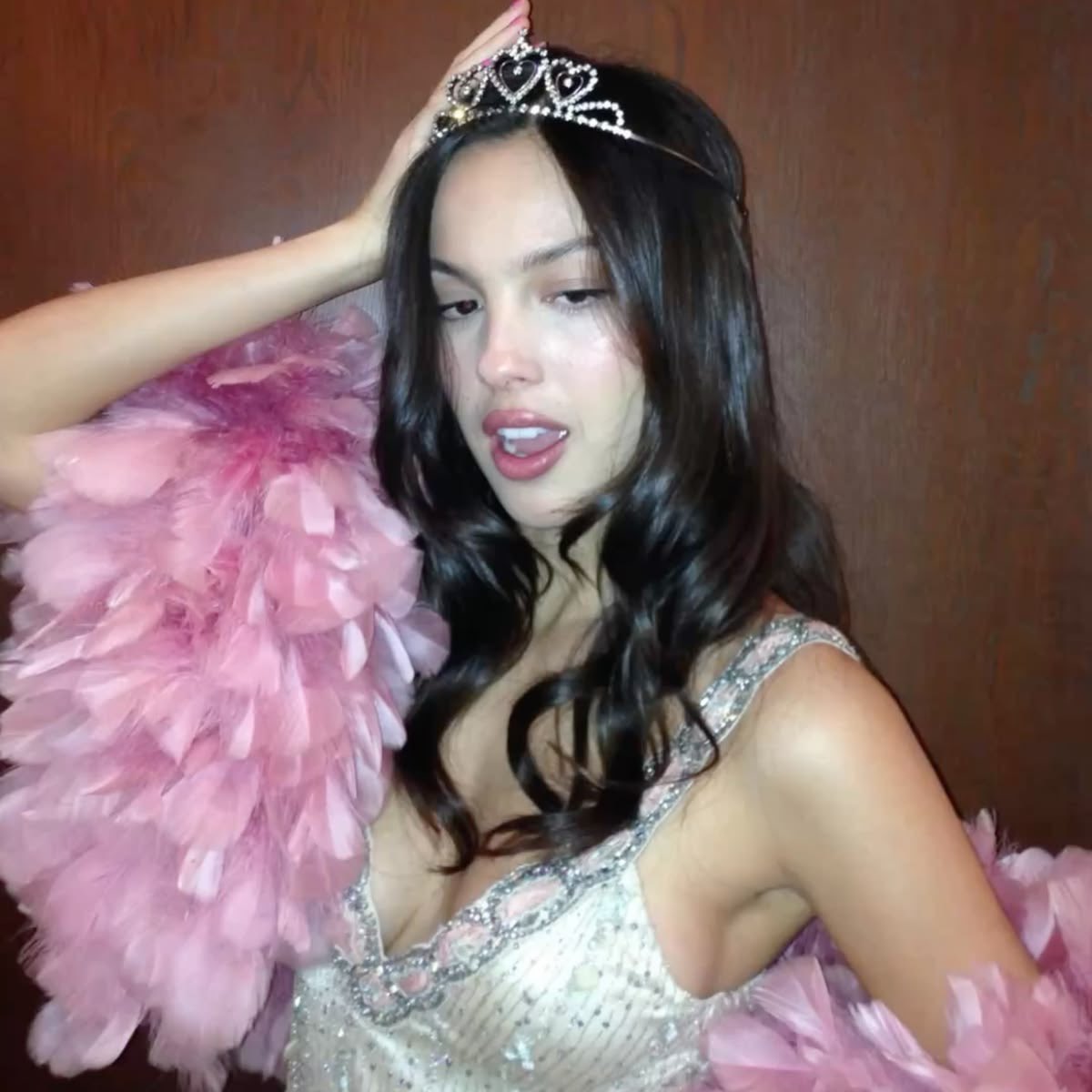 UpdateCharts tweet media