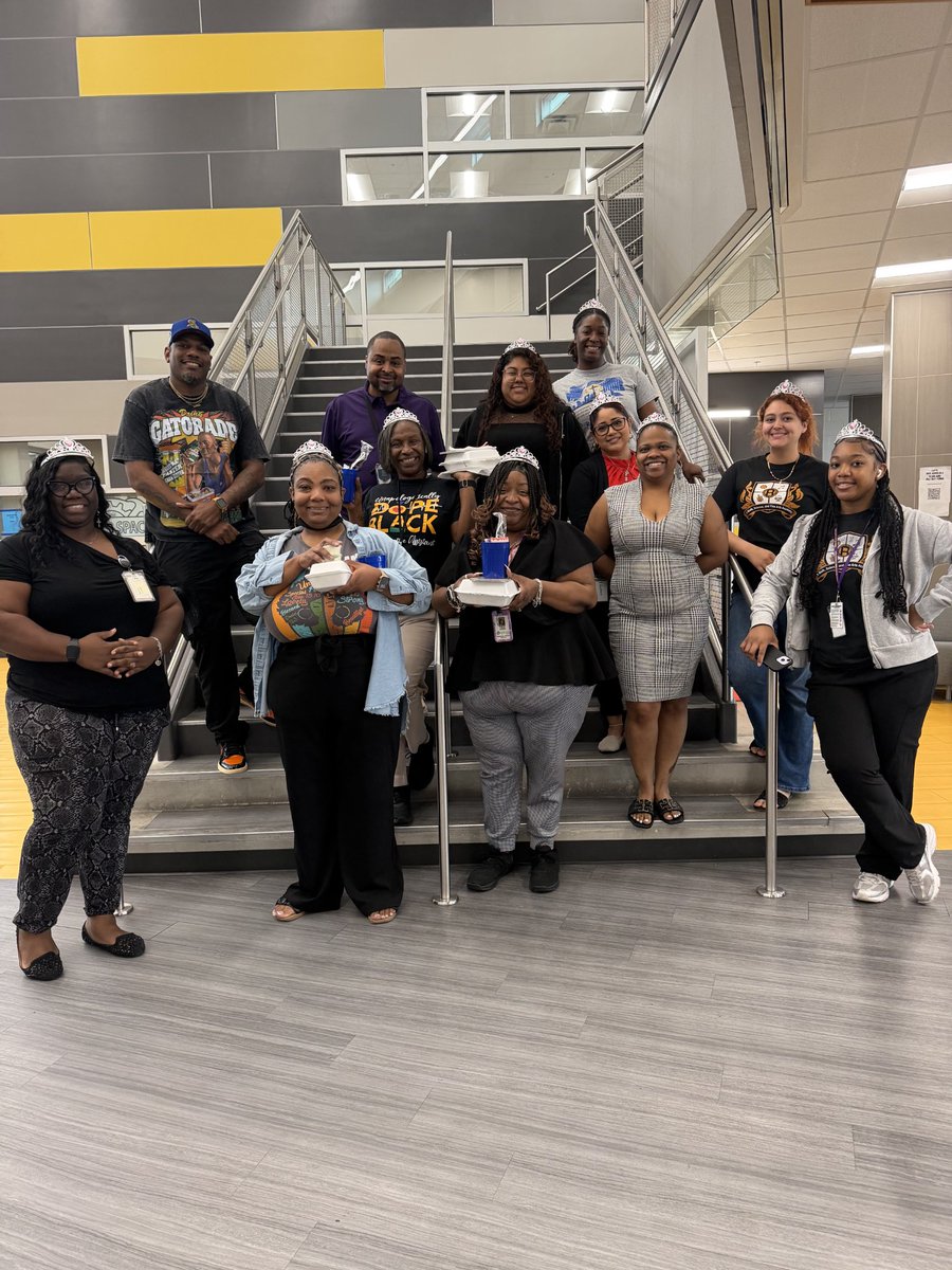 Roberson Middle School tweet media