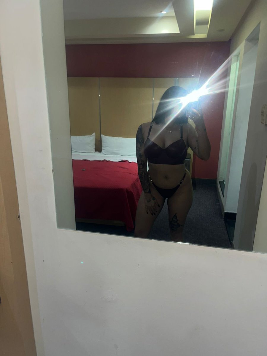 Melanie VIP En CDMX tweet media