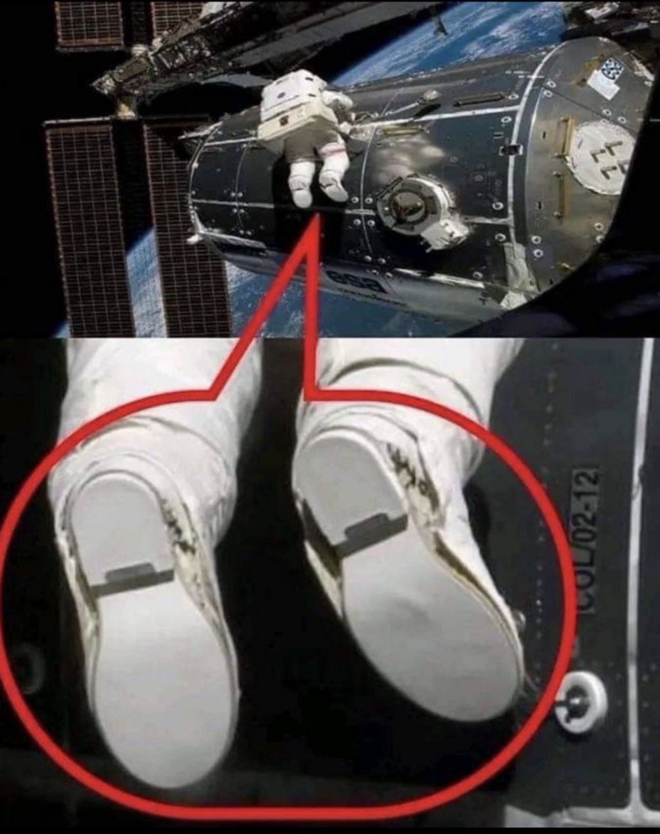 BGatesIsaPyscho's tweet image. 🚨🚀 NASA Artemis II Astronauts getting ready and putting on their Space Gear. 

Let’s hope they take more care than this astronaut did out on the international space station that one time…