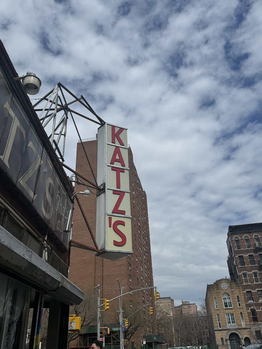 Black.success tweet media