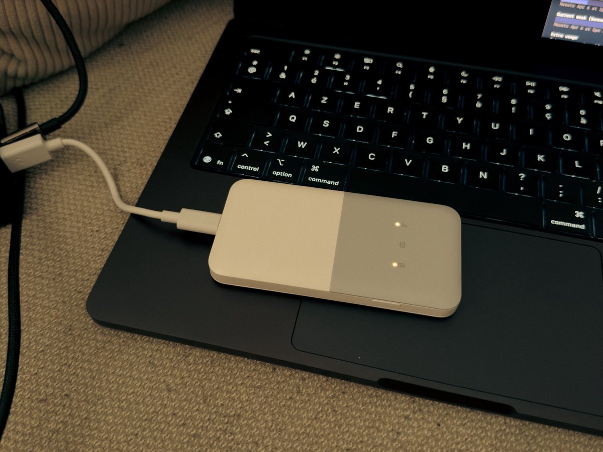 Powlisher tweet media